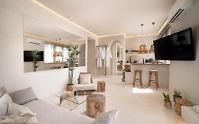 Gea Athenian Suites